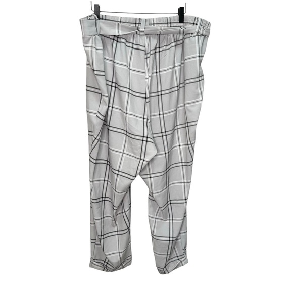 Torrid Light Grey Pull-On Taper Stretch Crepe High-Rise Tie-Front Pant Size 3x - Picture 5 of 14